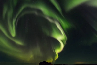 FR&AElig;&ETH;SLUNEFND LEI&ETH;SAGNAR - &Ouml;RFYRIRLESTUR UM NOR&ETH;URLJ&Oacute;SIN